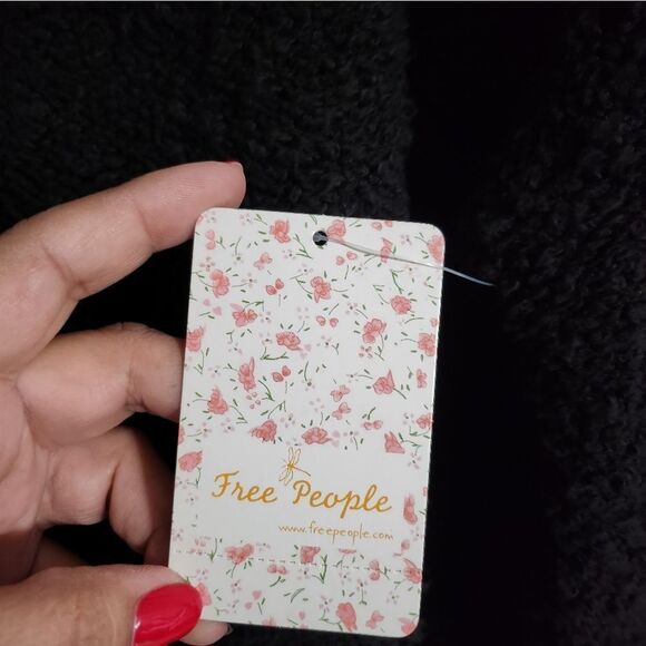 NWT Free People Long Sleeve Black Oversized Slouchy Sweater - Picture 4 of 7